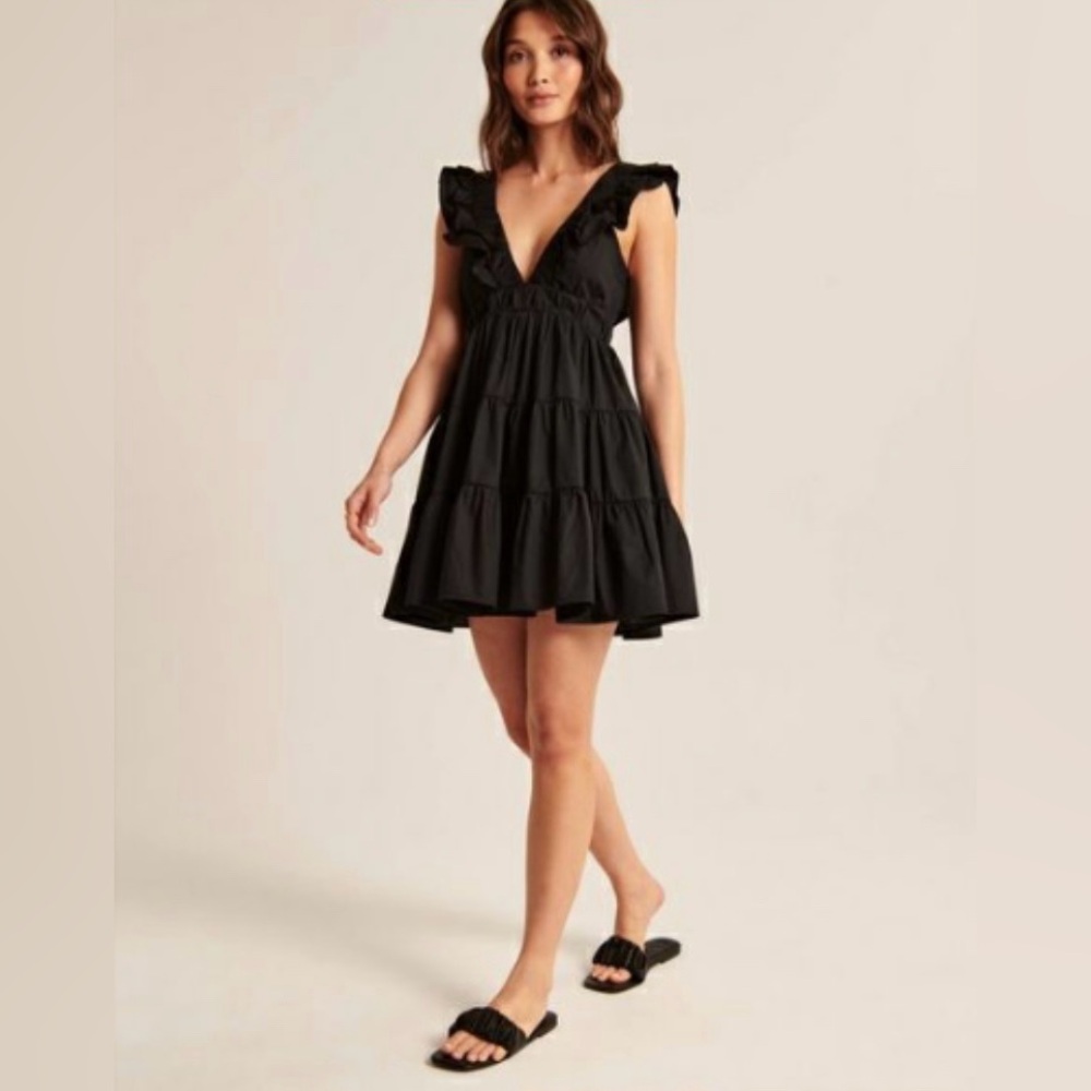 Abercrombie Tiered Ruffle Dress Black XS